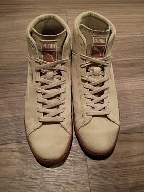 PUMA Men’s Embossed Suede Mid-Top Sneakers